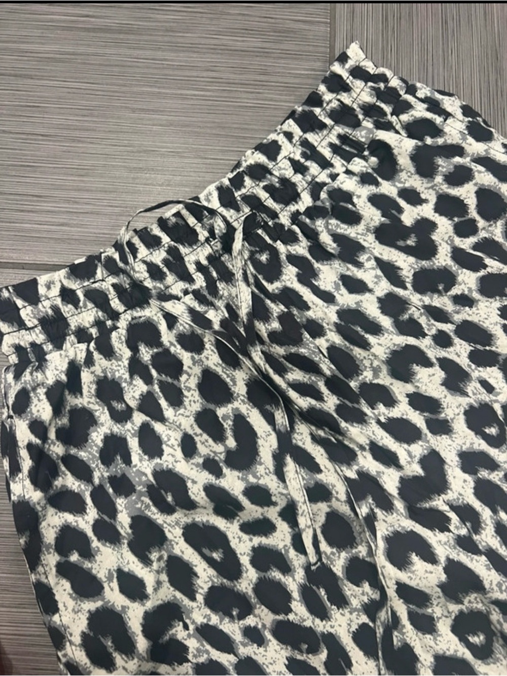 NWT Halara Leopard Print High Waisted Wide Leg Drawstring Casual Pants XS - Picture 4 of 9